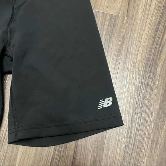 New Balance women sz S  Athletic Compression Shorts - Picture 2 of 7